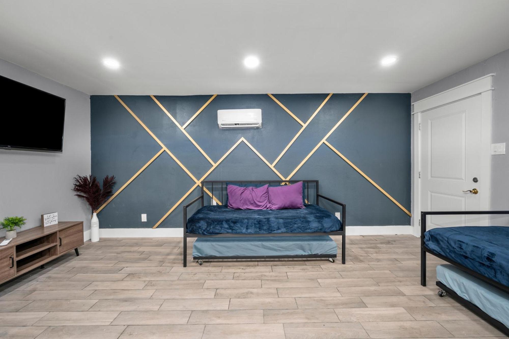 Comfortable 2Br Uptown Escape With Free Park Houston Exterior foto