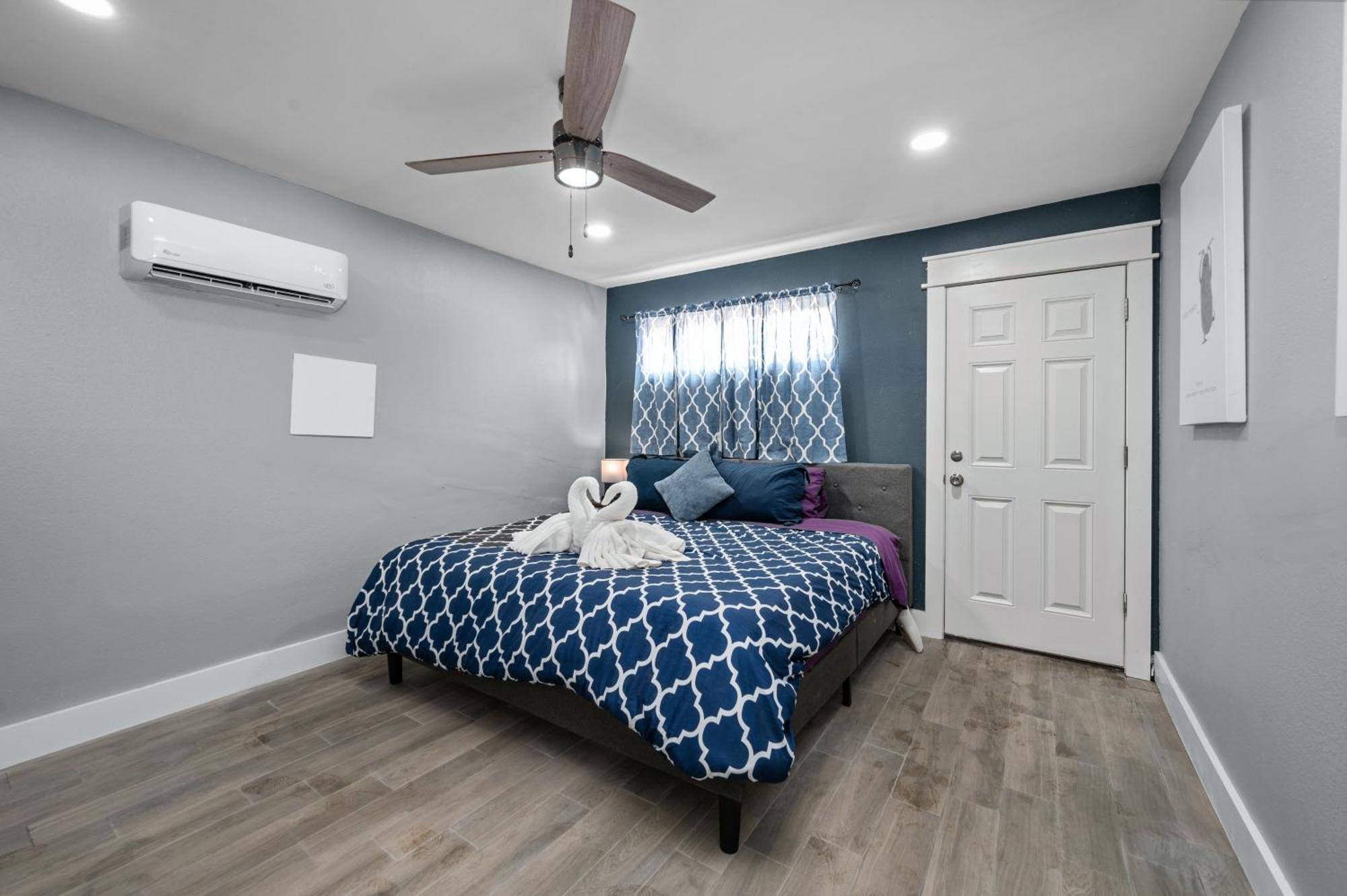 Comfortable 2Br Uptown Escape With Free Park Houston Exterior foto