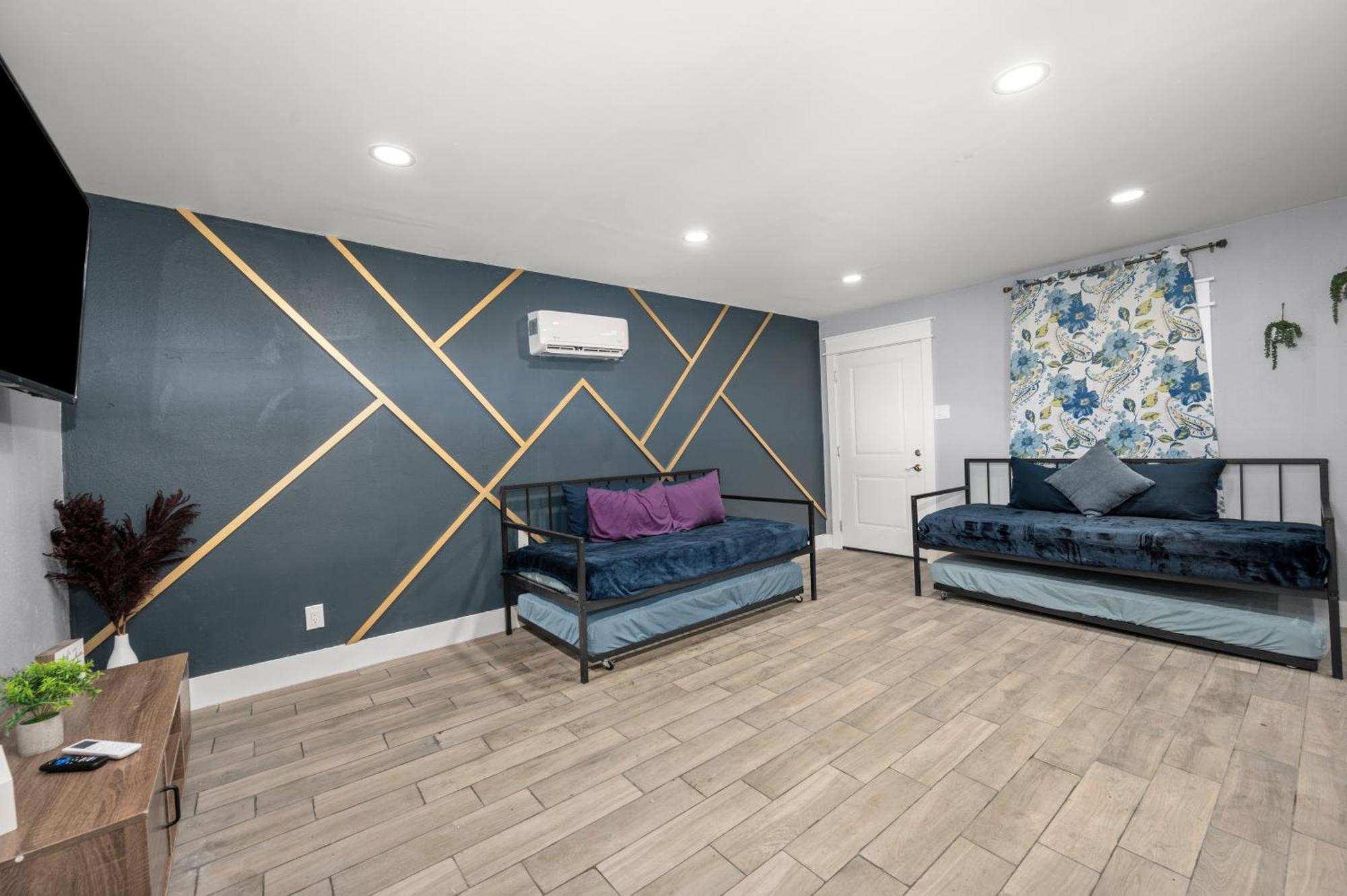 Comfortable 2Br Uptown Escape With Free Park Houston Exterior foto