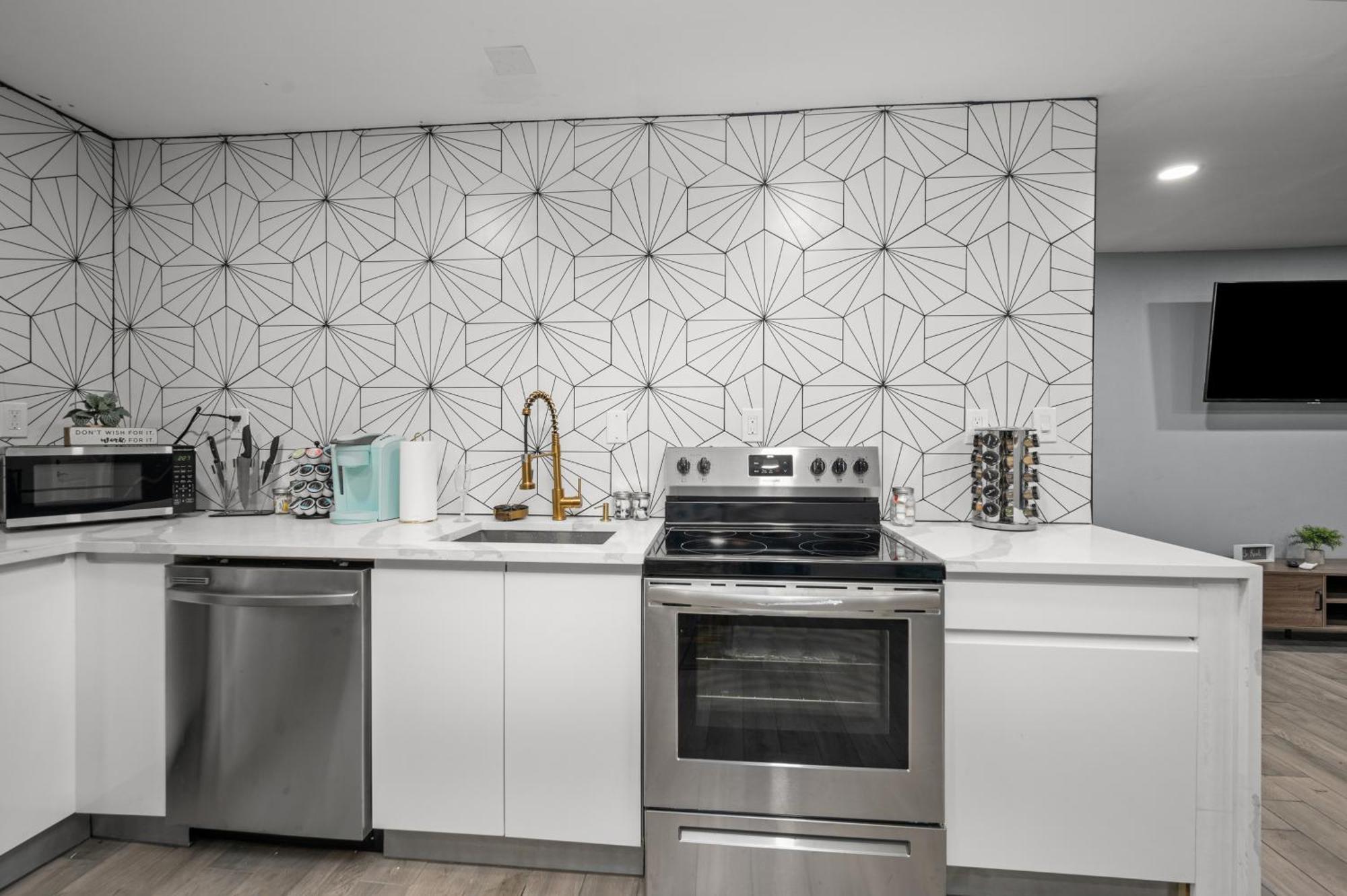 Comfortable 2Br Uptown Escape With Free Park Houston Exterior foto